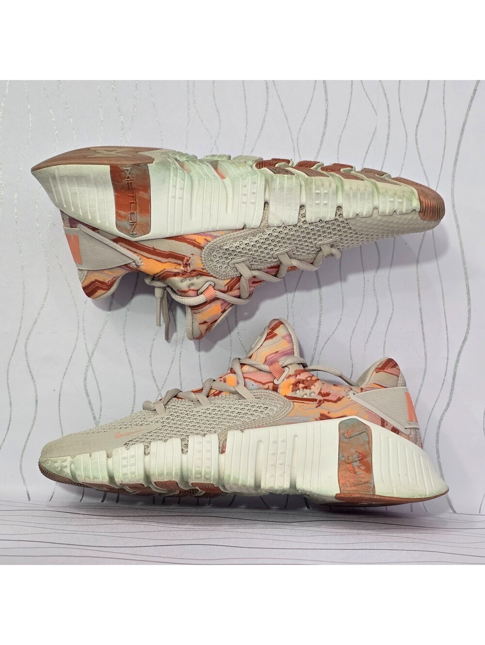 Nike Free Metcon 4 Sand Drift Orange Women 8 DJ3075-064